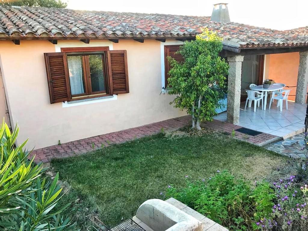 Le Caterine Villa Porto San Paolo  Buitenkant foto