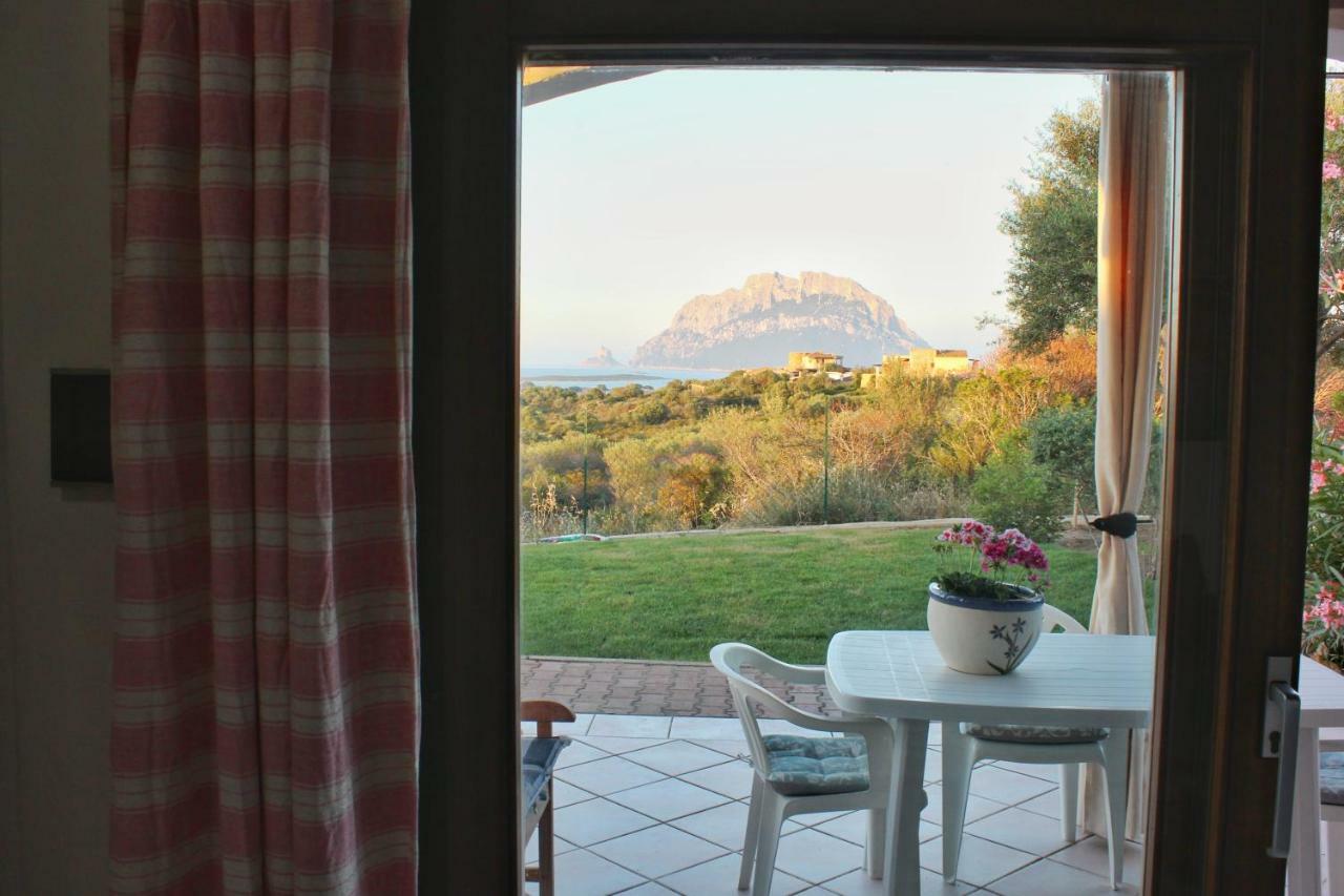 Le Caterine Villa Porto San Paolo  Buitenkant foto