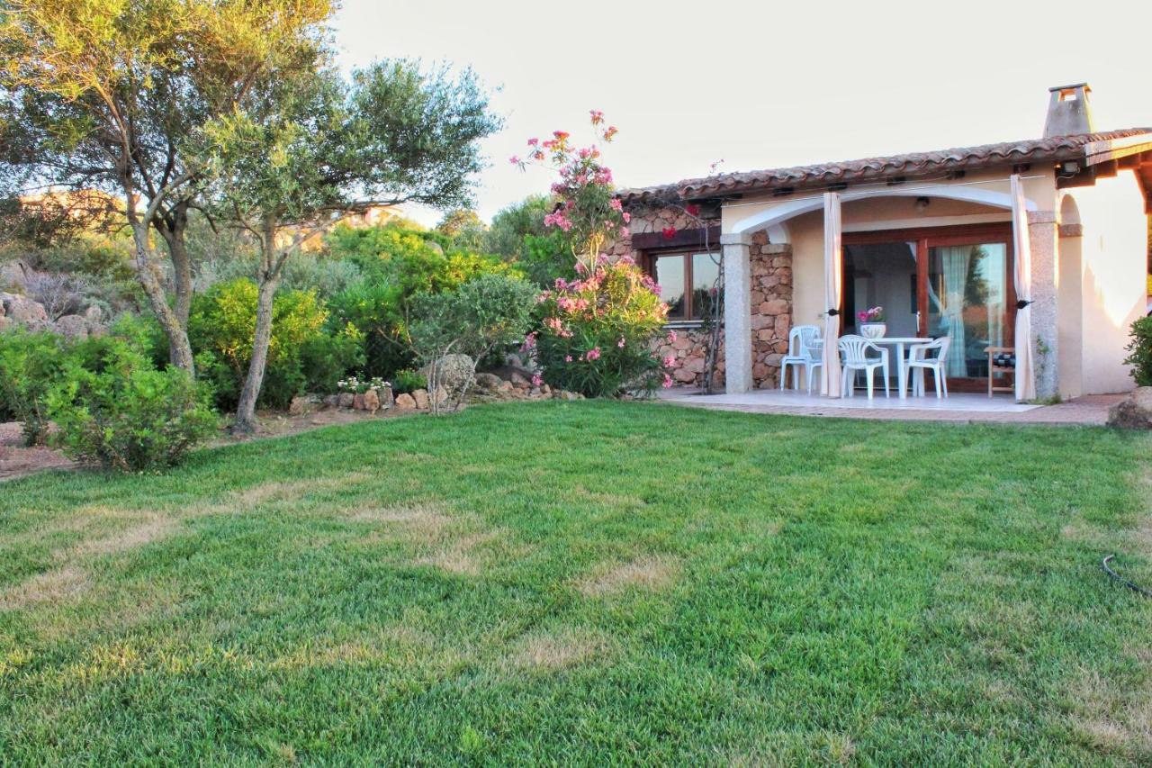 Le Caterine Villa Porto San Paolo  Buitenkant foto